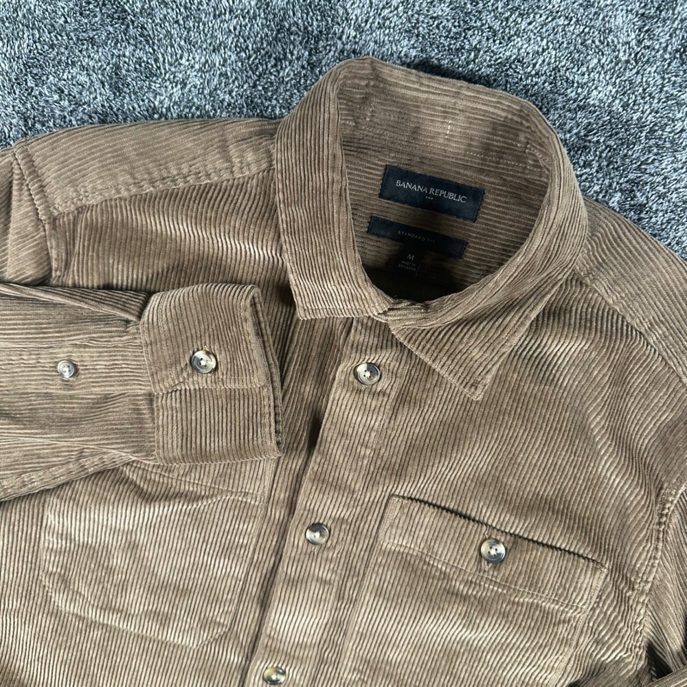 Banana Republic Shirt Mens M Standard Fit Tan Corduroy Button Down Long Sleeve